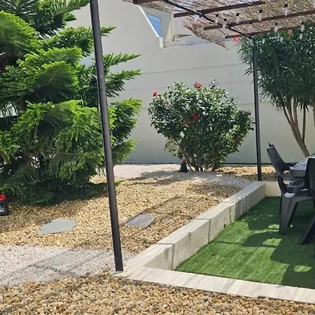 Le Petit Paradis Maison Myriam Feriehus